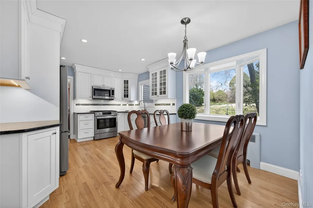 31 Fairfields Lane Huntington Station NY 11746