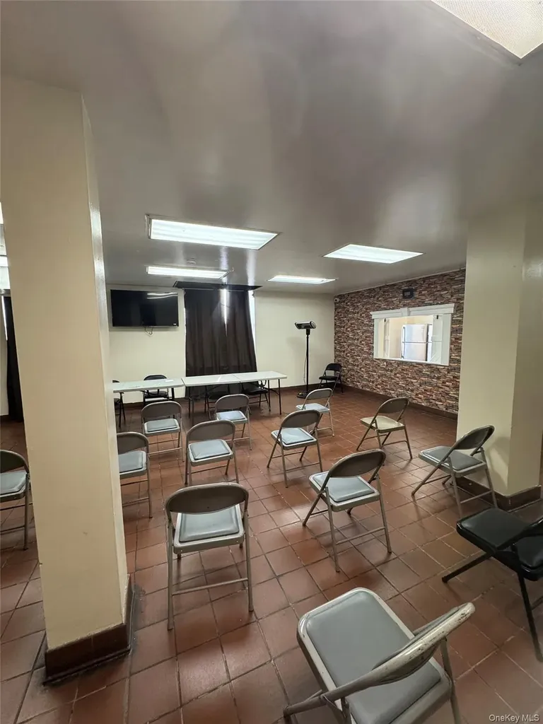 1670 Longfellow Avenue Bronx NY 10460