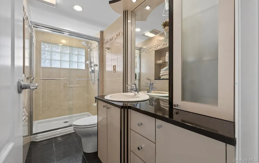 23 Coronet Lane Plainview NY 11803