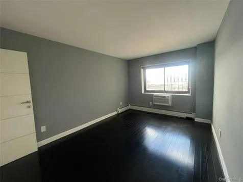 666 Pelham Road New Rochelle NY 10805