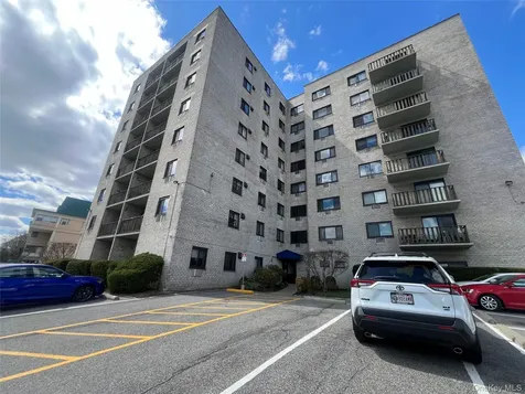 666 Pelham Road New Rochelle NY 10805
