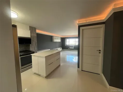 666 Pelham Road New Rochelle NY 10805