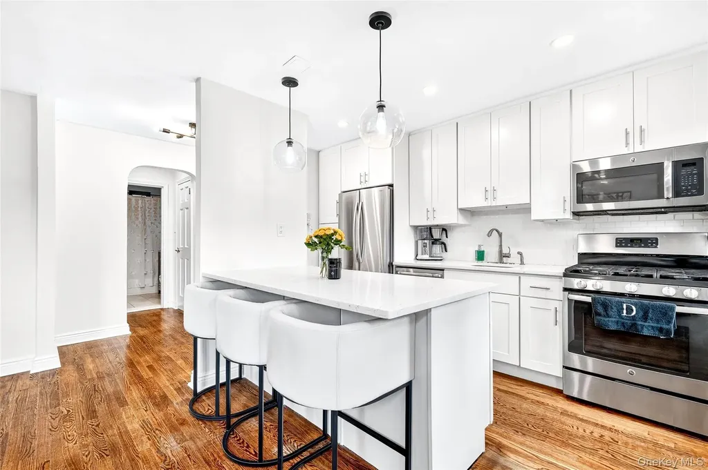 108 Richbell Road Mamaroneck NY 10543
