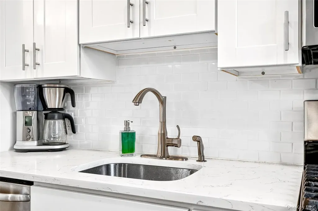 108 Richbell Road Mamaroneck NY 10543