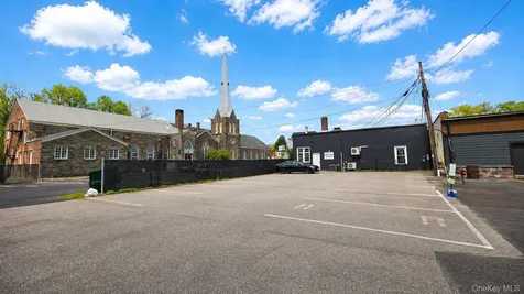 71 Albany Avenue Kingston NY 12401