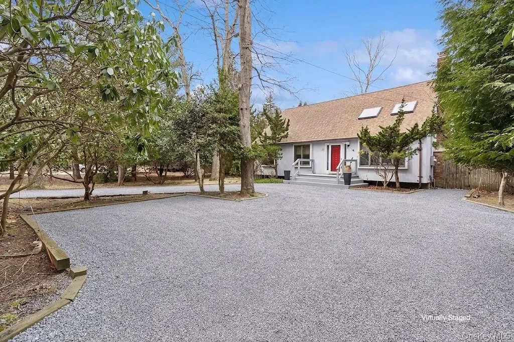 16 Argyle Lane East Hampton NY 11937