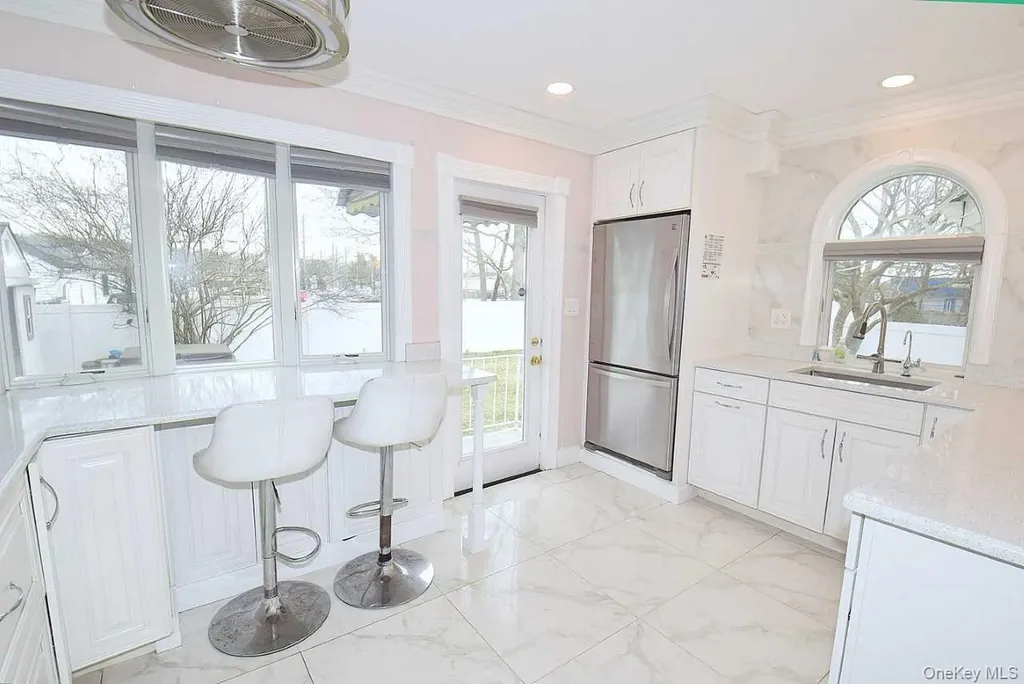 3 Windus Drive Shirley NY 11967