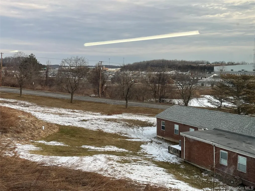 75 Bill Larkin Drive New Windsor NY 12553