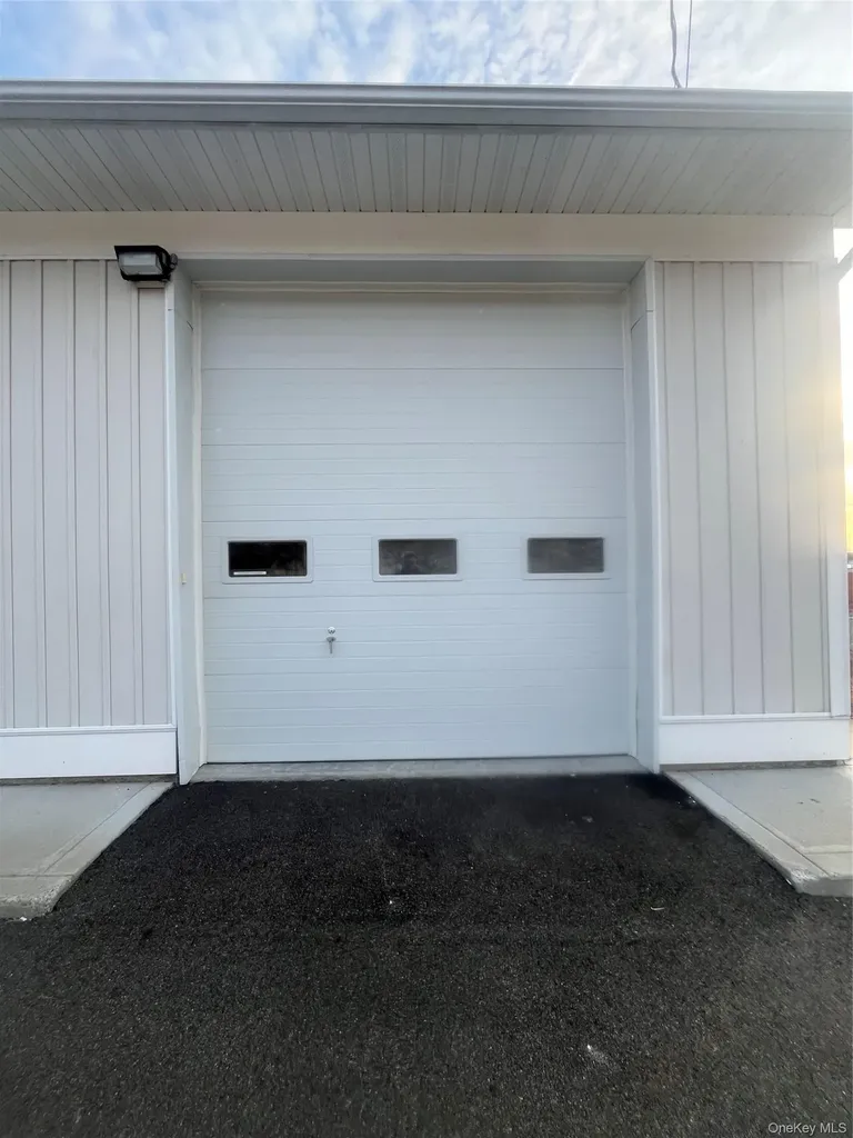75 Bill Larkin Drive New Windsor NY 12553