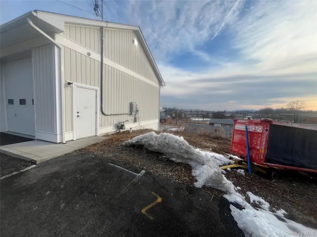 75 Bill Larkin Drive New Windsor NY 12553