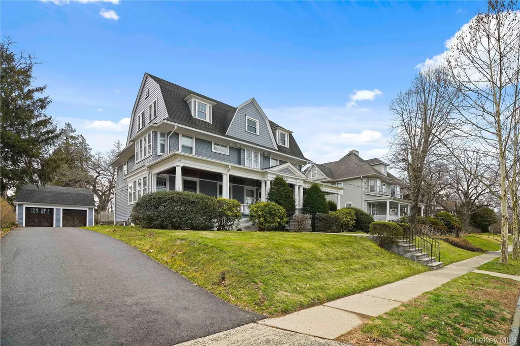 9 Ridgeview Avenue White Plains NY 10606