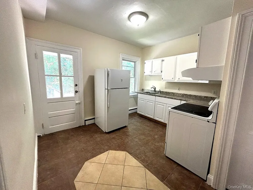 9 Grand Street Poughkeepsie NY 12601