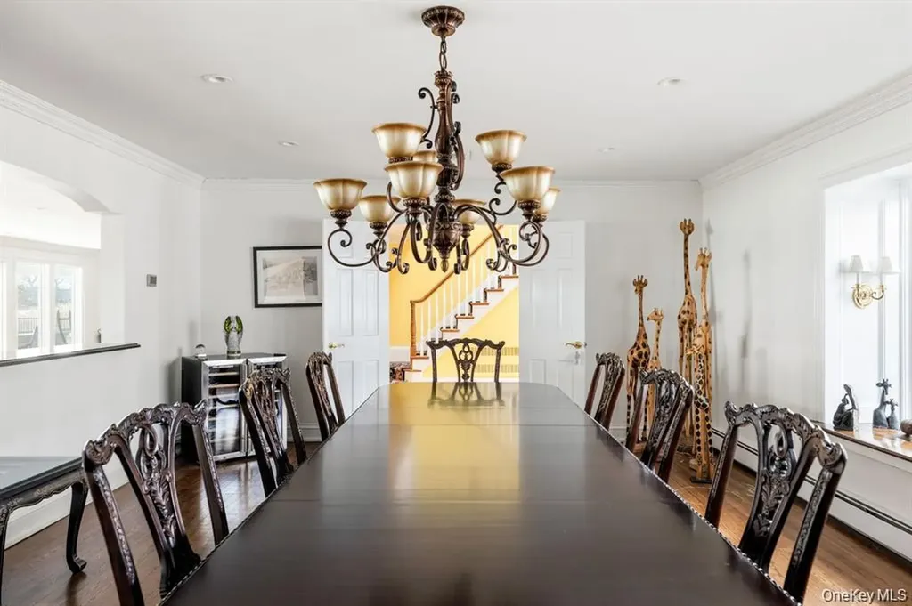 33 Beach Road Asharoken NY 11768