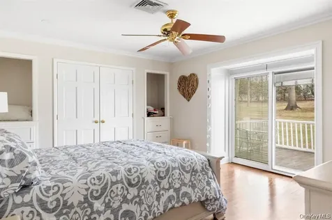 33A Beach Road Asharoken NY 11768