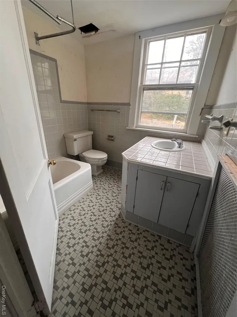 30 Garfield Place Poughkeepsie NY 12601