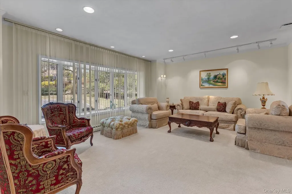 1 Somner Drive Dix Hills NY 11746