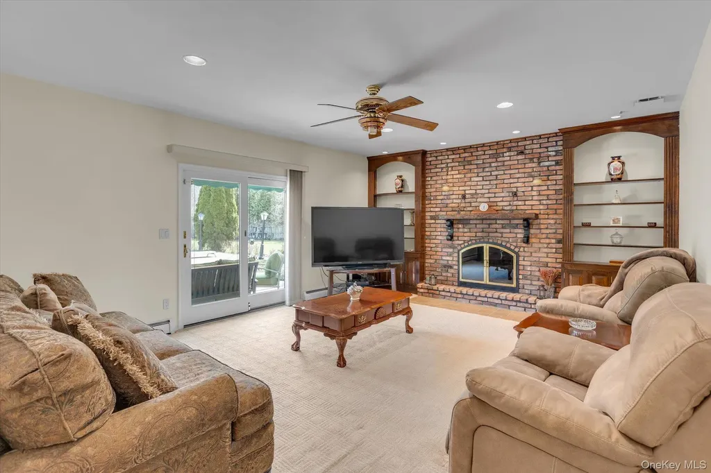 1 Somner Drive Dix Hills NY 11746