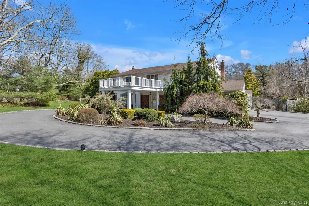 1 Somner Drive Dix Hills NY 11746