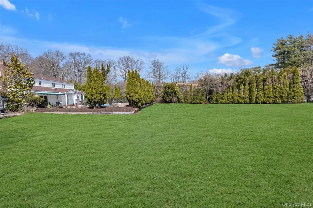 1 Somner Drive Dix Hills NY 11746