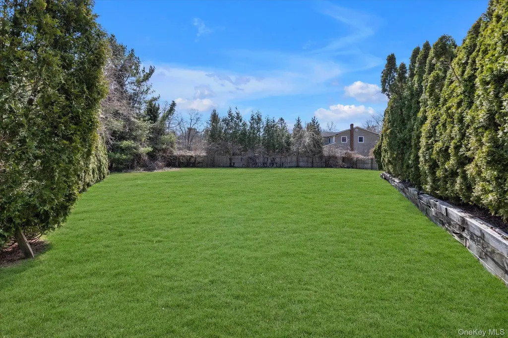 1 Somner Drive Dix Hills NY 11746