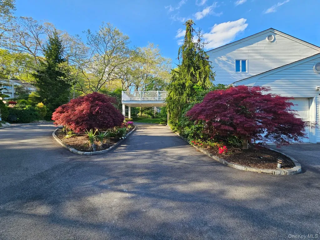 1 Somner Drive Dix Hills NY 11746