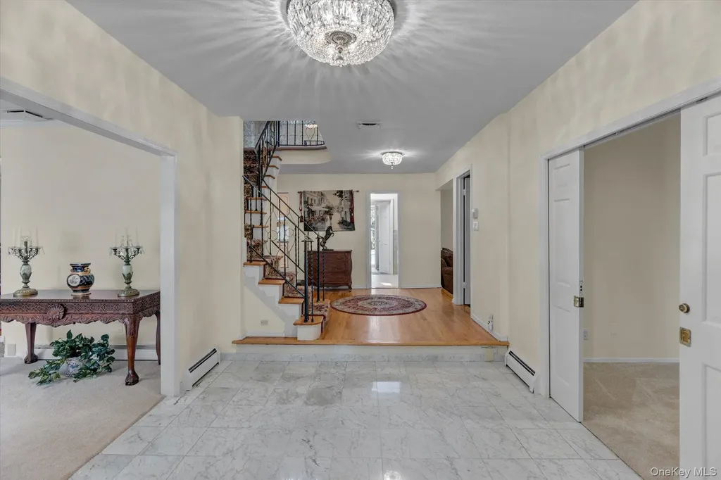 1 Somner Drive Dix Hills NY 11746