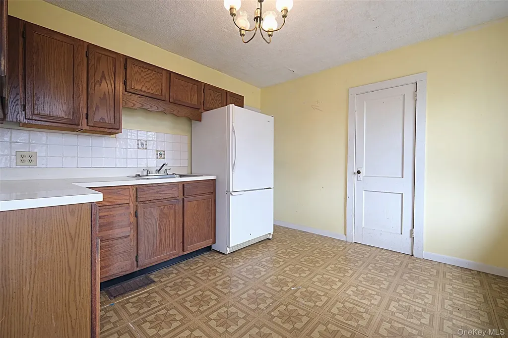 68 Bushwick Road Poughkeepsie NY 12603