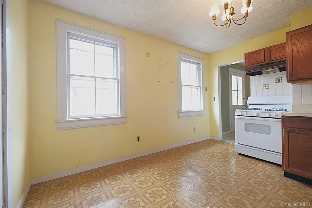 68 Bushwick Road Poughkeepsie NY 12603