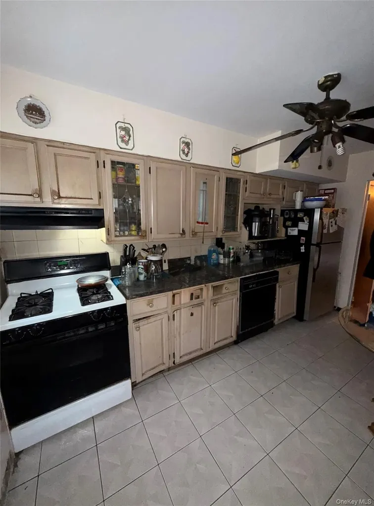 740 E 80th Street Brooklyn NY 11236