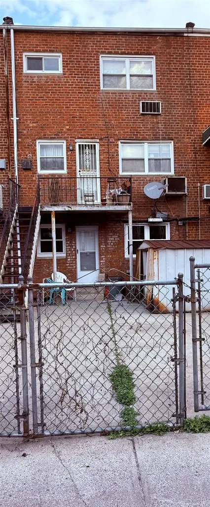 740 E 80th Street Brooklyn NY 11236