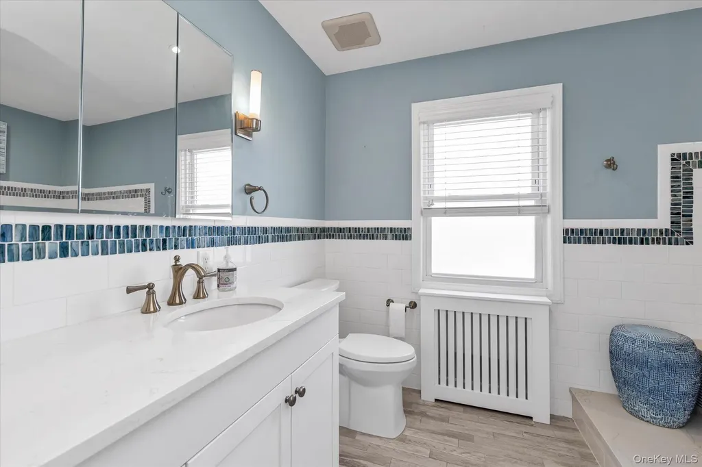 164 Blackheath Road Lido Beach NY 11561