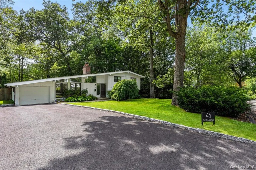 43 Winslow Road White Plains NY 10606