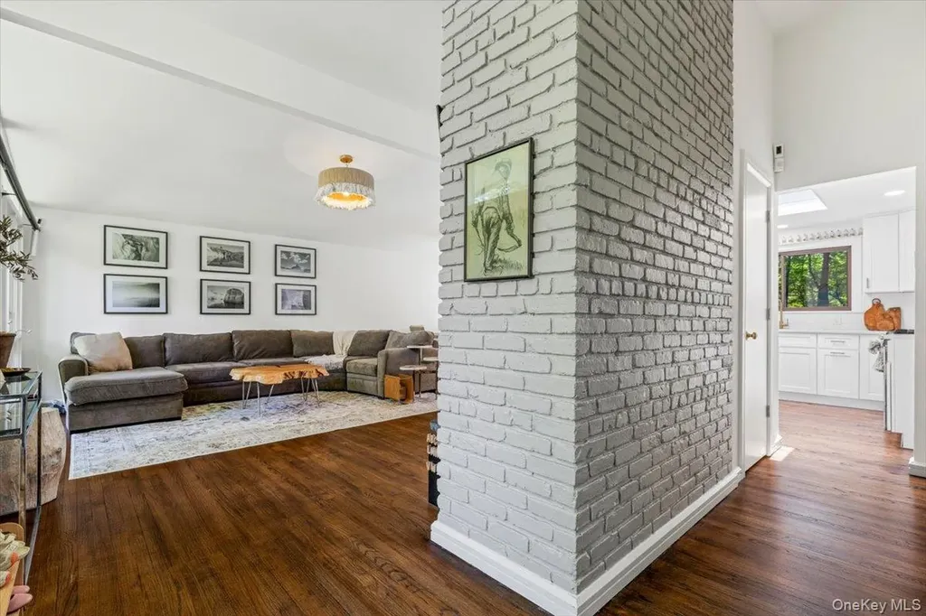 43 Winslow Road White Plains NY 10606