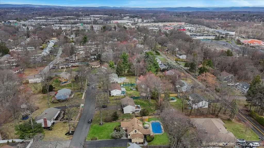 26 Edsall Avenue Nanuet NY 10954