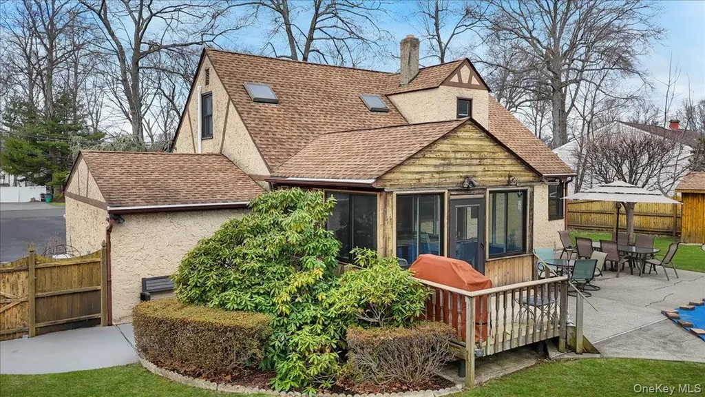 26 Edsall Avenue Nanuet NY 10954