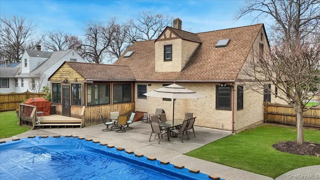 26 Edsall Avenue Nanuet NY 10954