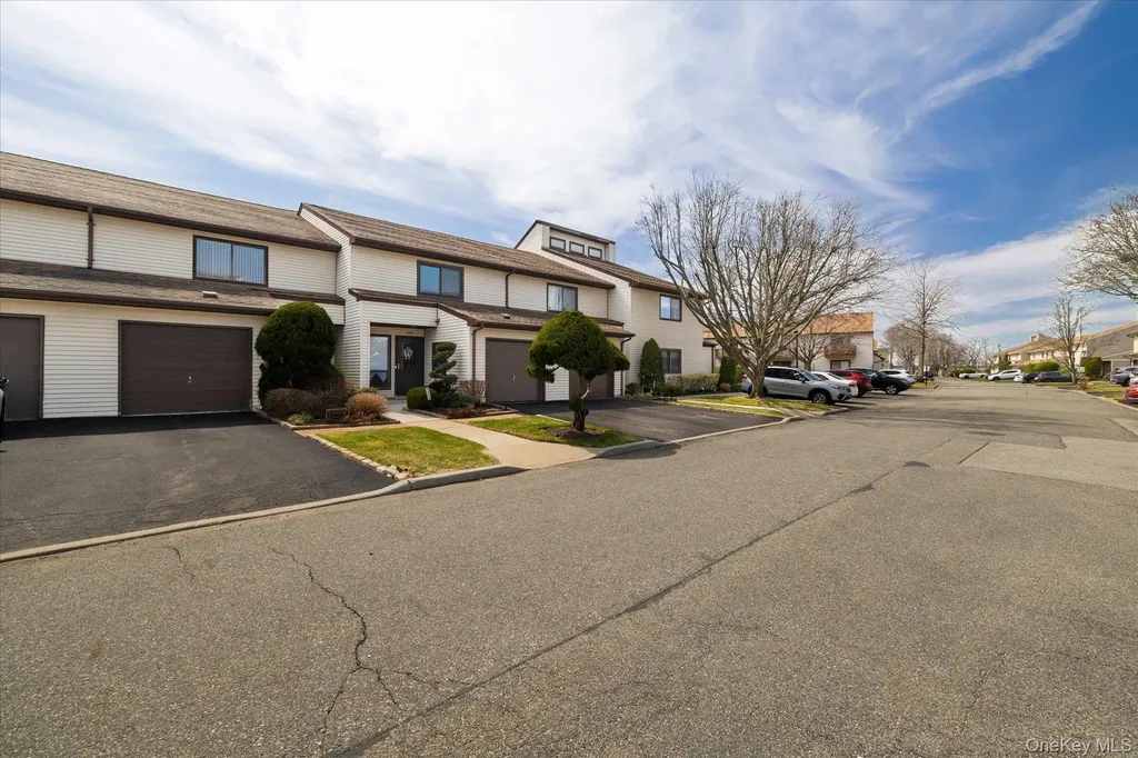 100 Daly Boulevard Oceanside NY 11572