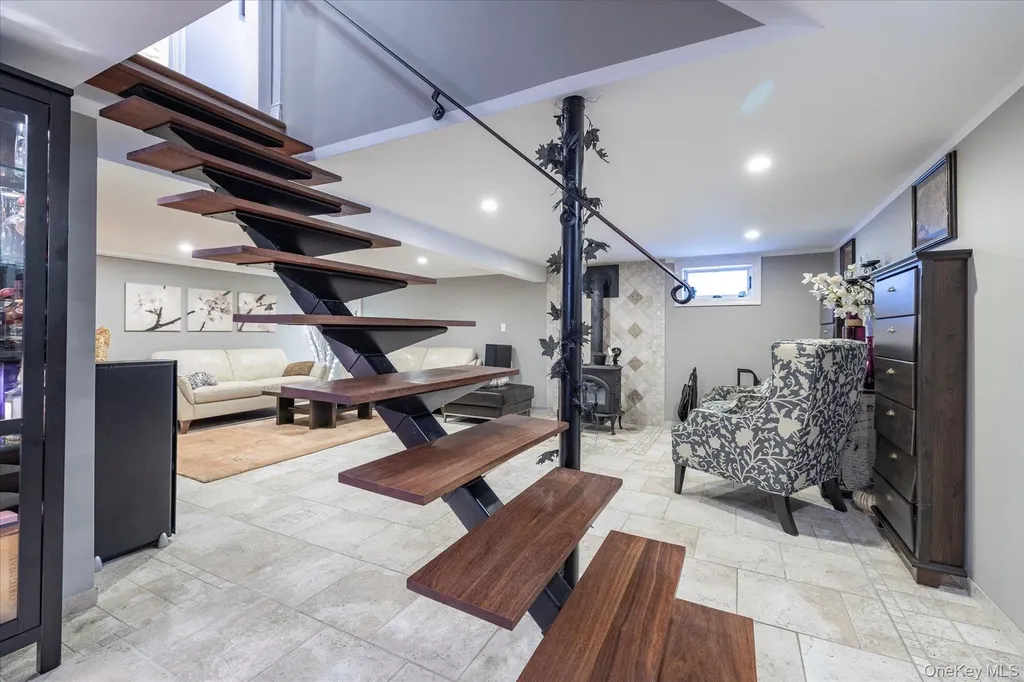 1053 Lydia Drive Franklin Square NY 11010