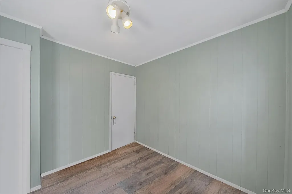 56 Bay Avenue Ronkonkoma NY 11779