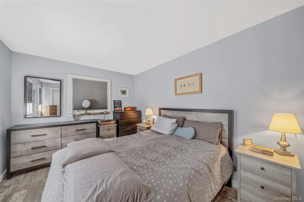 56 Bay Avenue Ronkonkoma NY 11779