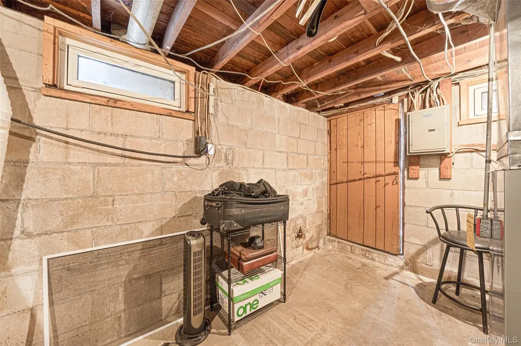 56 Bay Avenue Ronkonkoma NY 11779