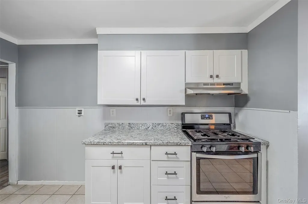 56 Bay Avenue Ronkonkoma NY 11779
