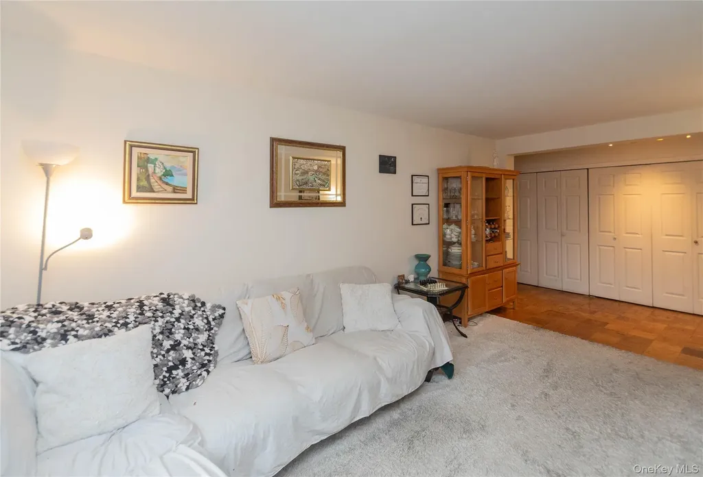 77 Carpenter Avenue Mount Kisco NY 10549