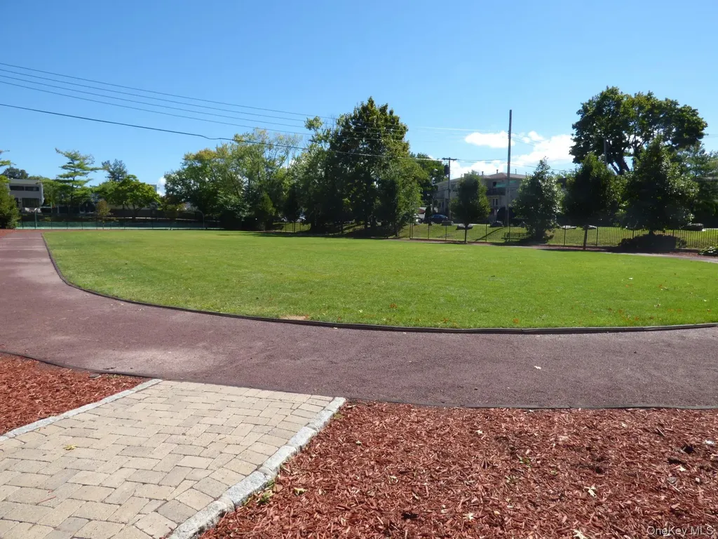 33B Edgewater Park Bronx NY 10465