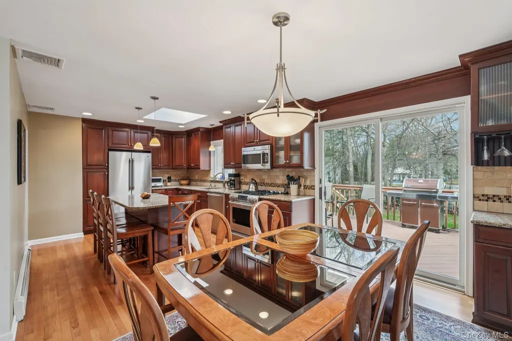 23 Will Rogers Lane Nanuet NY 10954