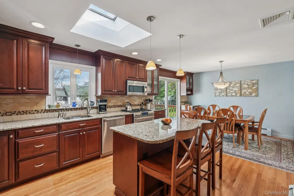 23 Will Rogers Lane Nanuet NY 10954