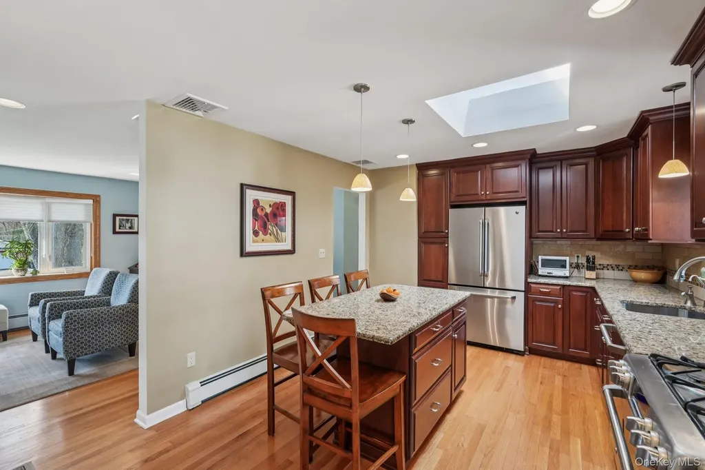 23 Will Rogers Lane Nanuet NY 10954