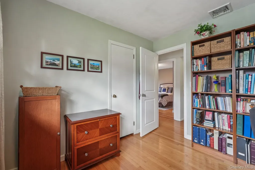 23 Will Rogers Lane Nanuet NY 10954