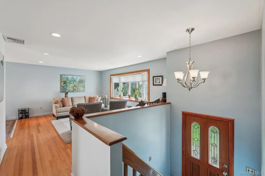 23 Will Rogers Lane Nanuet NY 10954