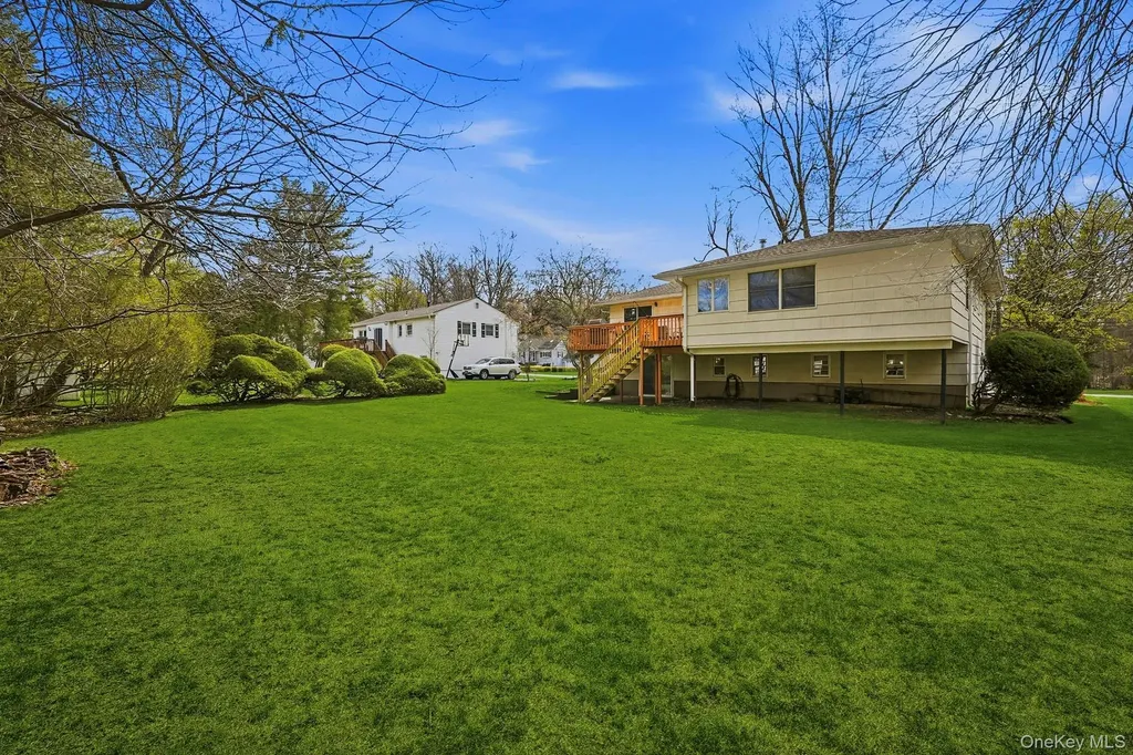 23 Will Rogers Lane Nanuet NY 10954